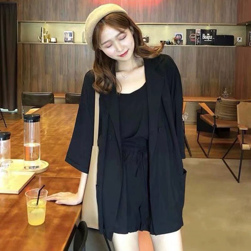 Sét vét cao cấp 3 món gồm áo khoác vét áo 2 dây và và quần sooc dáng rộng siêu lạ siêu xinh-ch