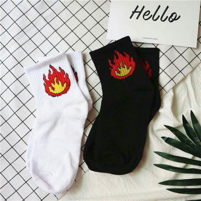 2 đôi Tất hình lửa