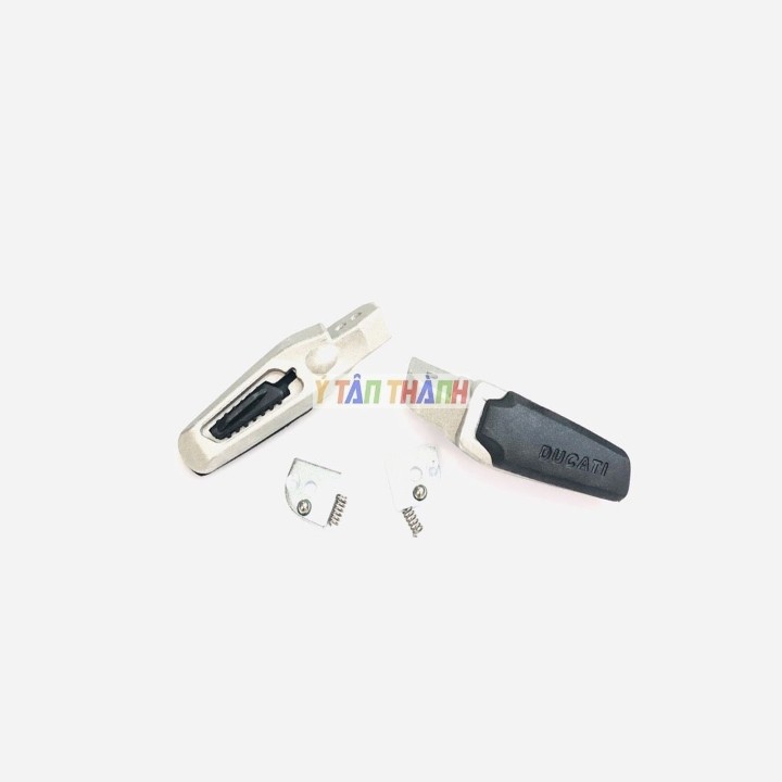 Gác Chân Ducati Gắn Honda - 01250
