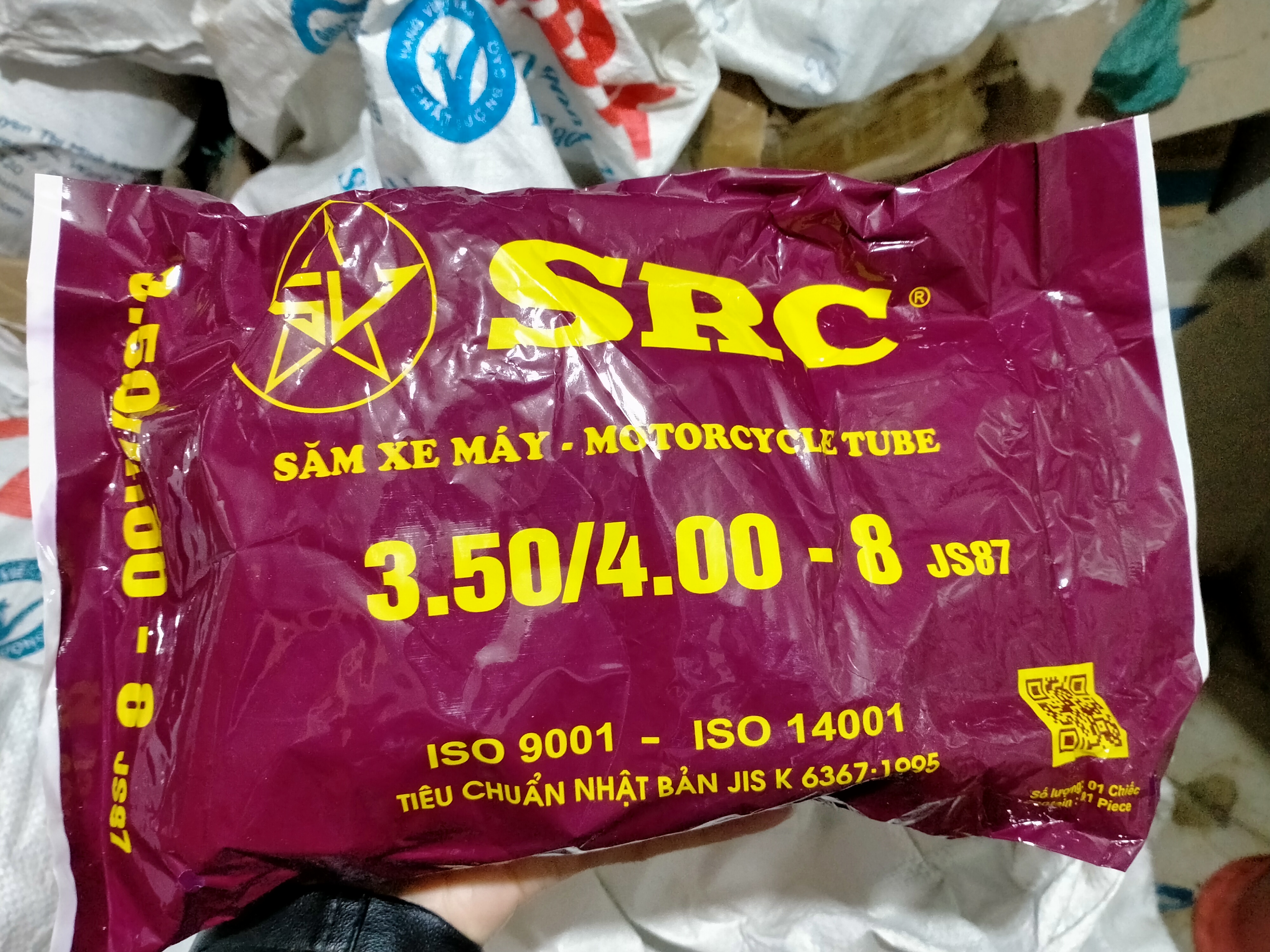 RUỘT (SĂM) XE MÁY 3.50/4.00-8 SAO VÀNG VAN CONG