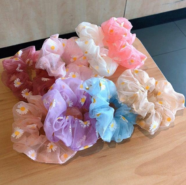 CỘT TÓC  SCRUNCHIE  HOA CÚC KÈM TÚI - COMBO 3