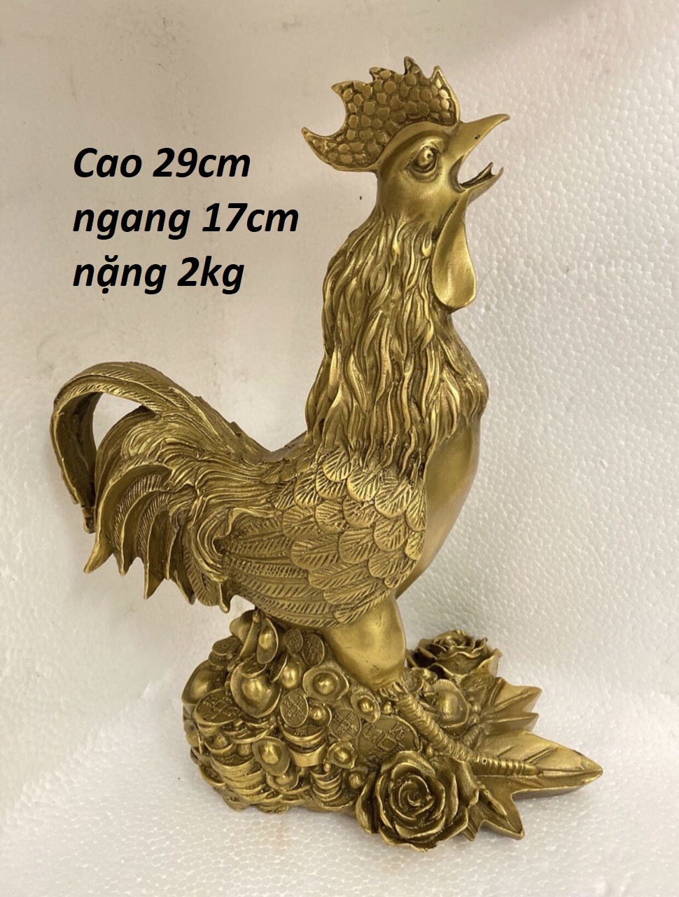 Tượng gà đứng mâm vàng bằng đồng MS105