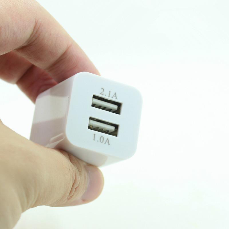 Củ Sạc cổng USB 1A / 2.1A model AR-2100 (Trắng)