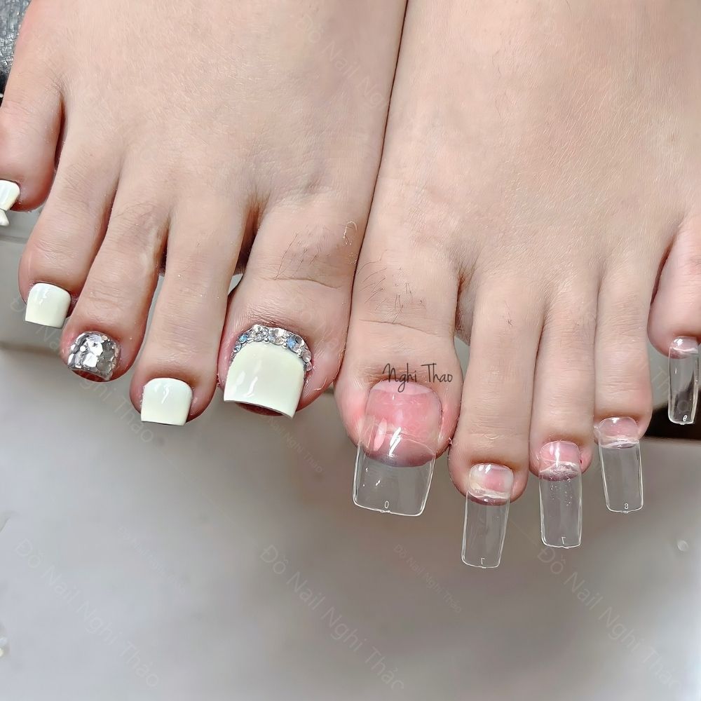Móng úp chân dài đủ size hộp 500 móng