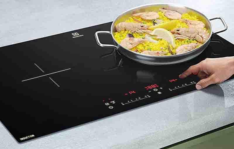 [Trả góp 0%]Bếp điện từ âm Electrolux EHI7023BA