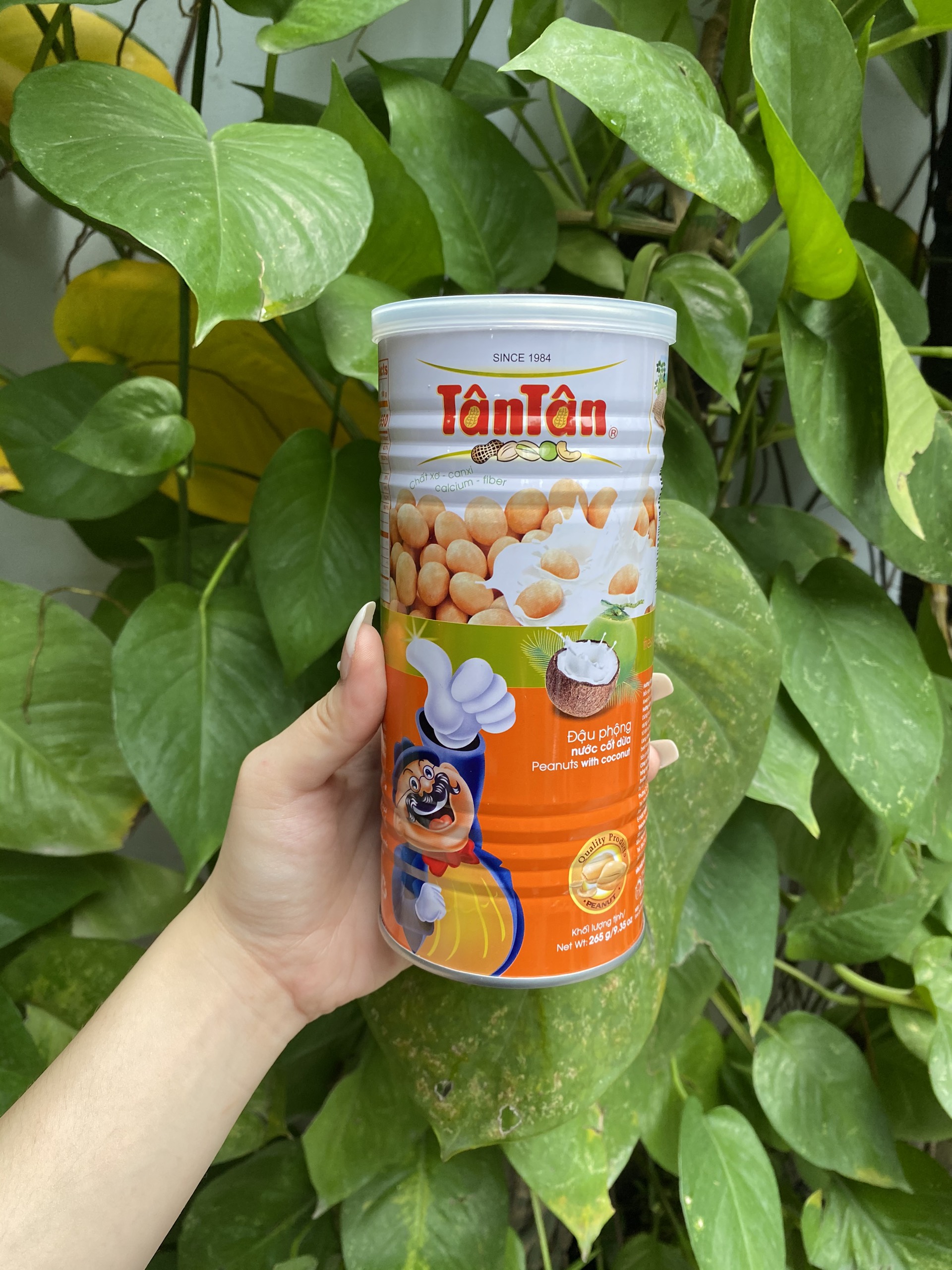 Đậu Phộng Nước Cốt Dừa Tân Tân Peanuts With Coconut (Lon 265g)