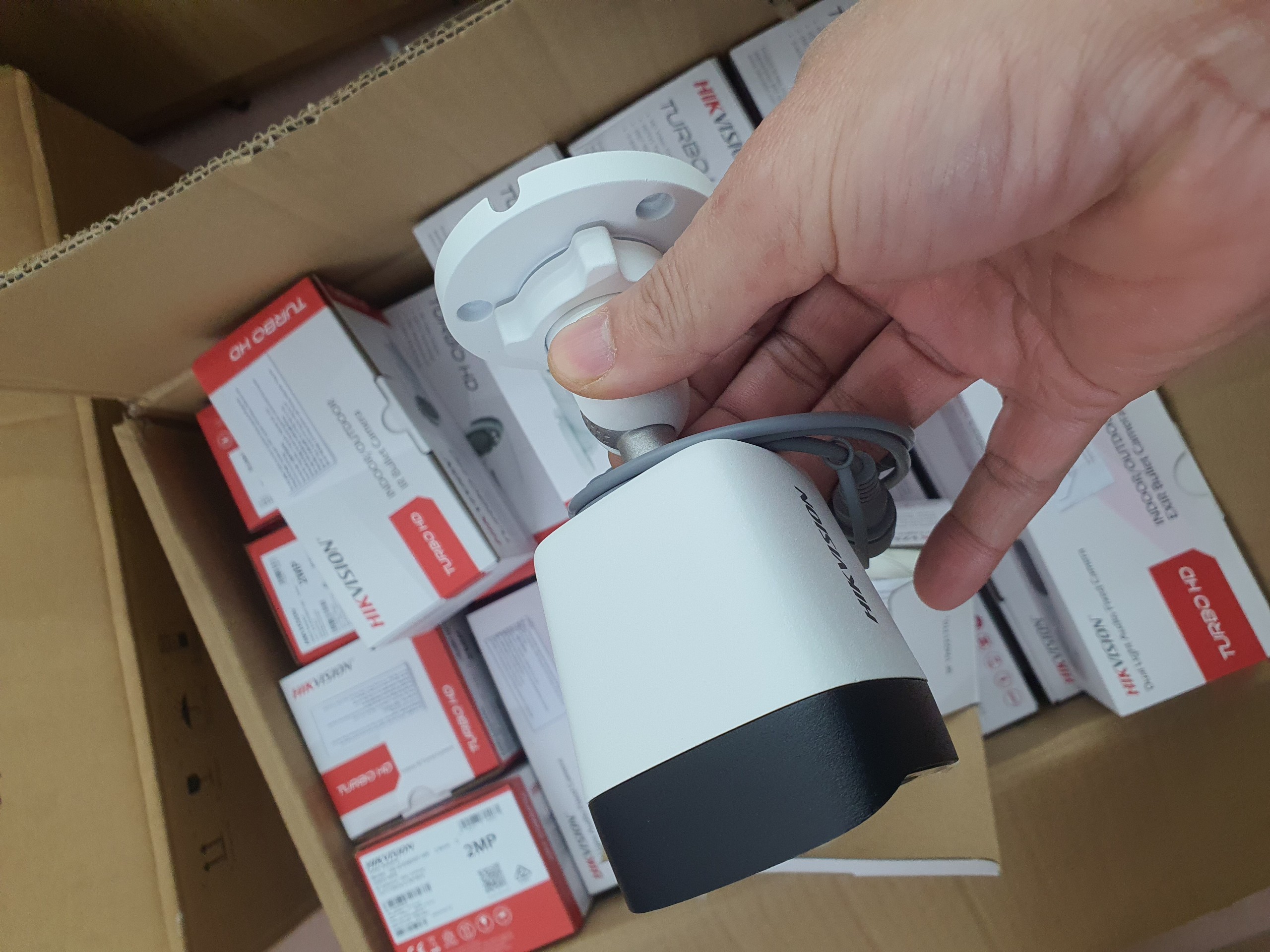 Camera HDTVI HIKVISION DS-2CE16D0T-LFS 2MP FullHD