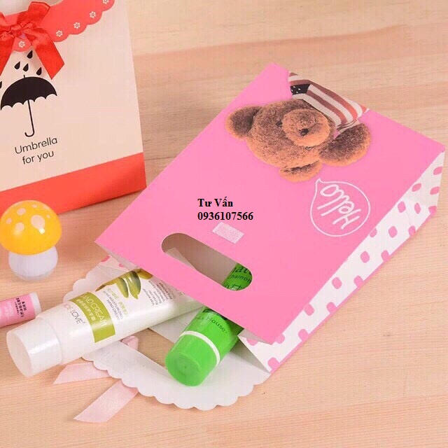 Túi giấy đựng quà có nắp A6: 16.5 x 12.5 x 6cm - CAO CẤP