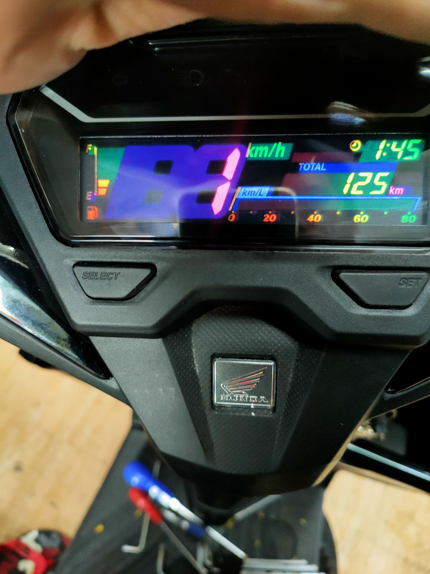 Miếng dán đồng hồ Vario(1 miếng nhỏ)