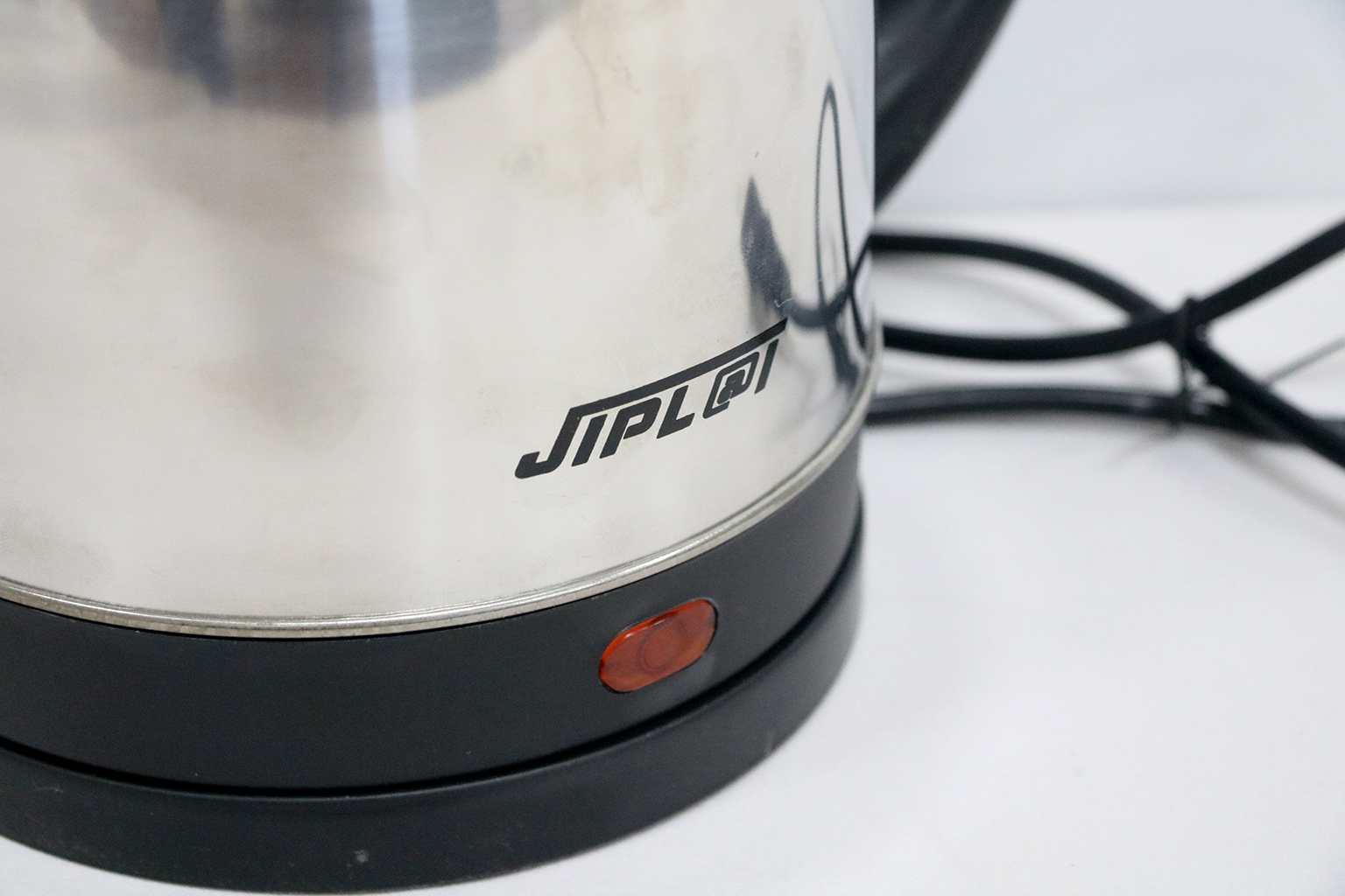 Ấm siêu tốc Thái Lan 1.8 Lít Jipl@i JL-18