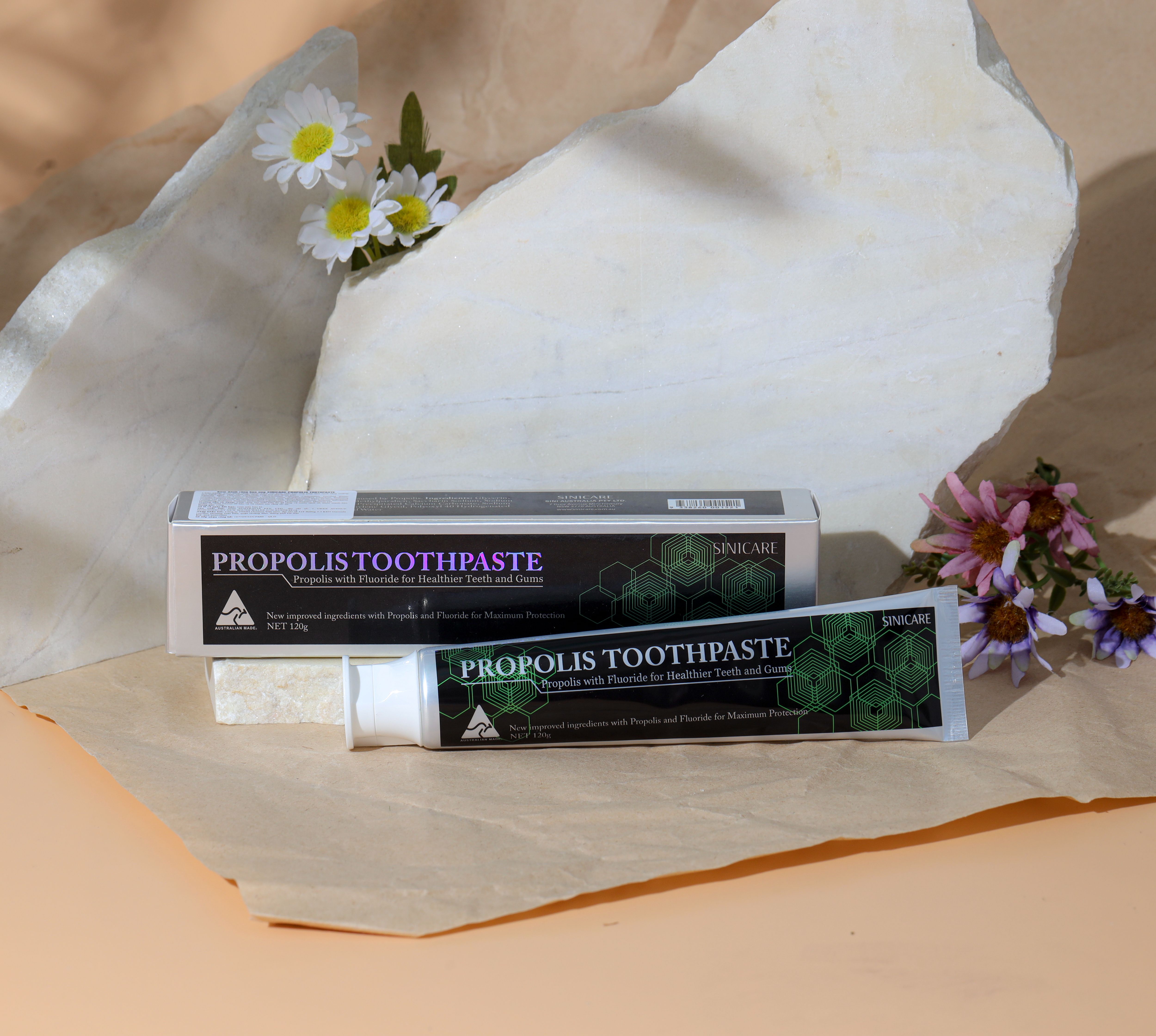 Kem đánh răng keo ong SINICARE Propolis Toothpaste 120gr