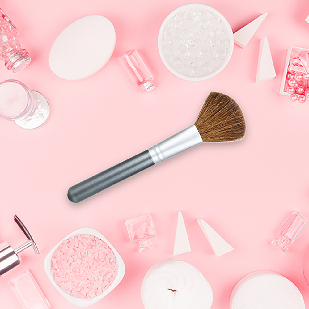 Cọ Trang Điểm Cán Dài Watsons 1Cái
