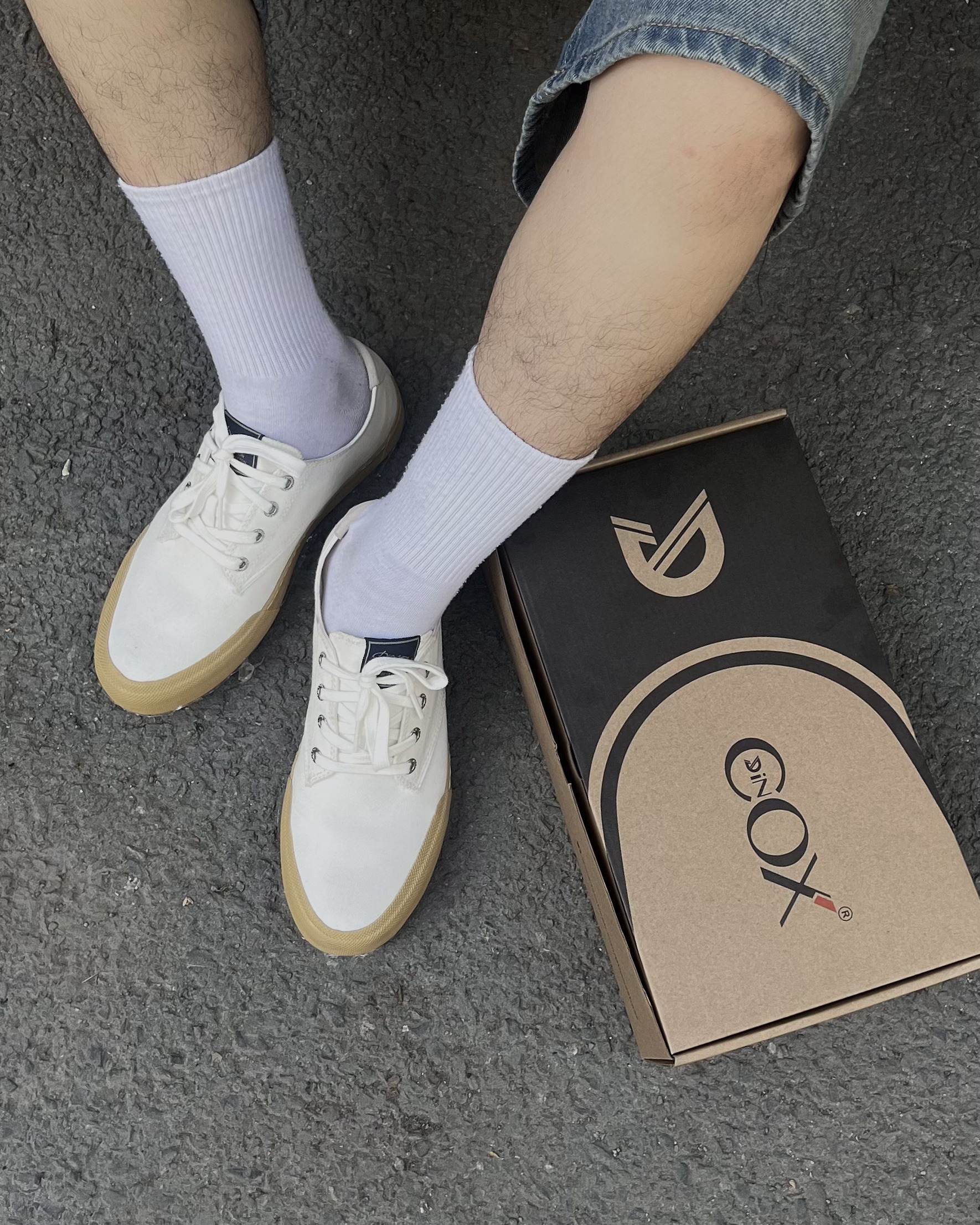 Giày Sneaker Dincox Vải Canvas Nam Nữ E22 White