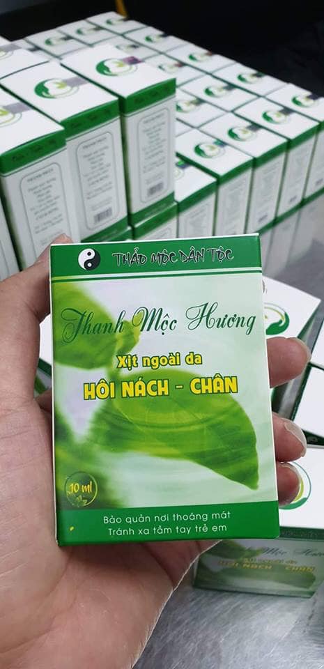 Xịt hôi nách Thanh Mộc Hương - mẫu mới
