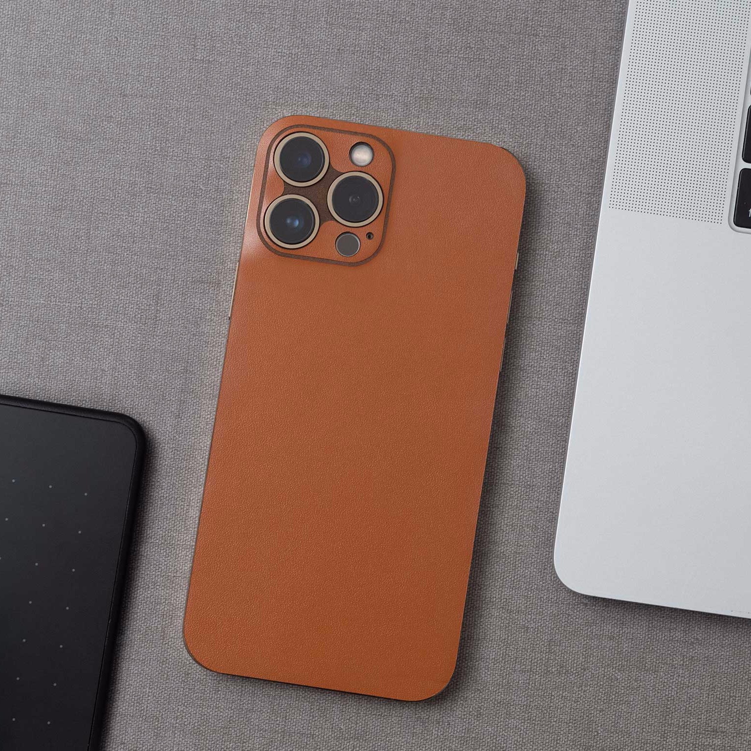 DÁN DA CHO IPHONE 13 PRO MAX - CHÍNH HÃNG KHACTEN.COM
