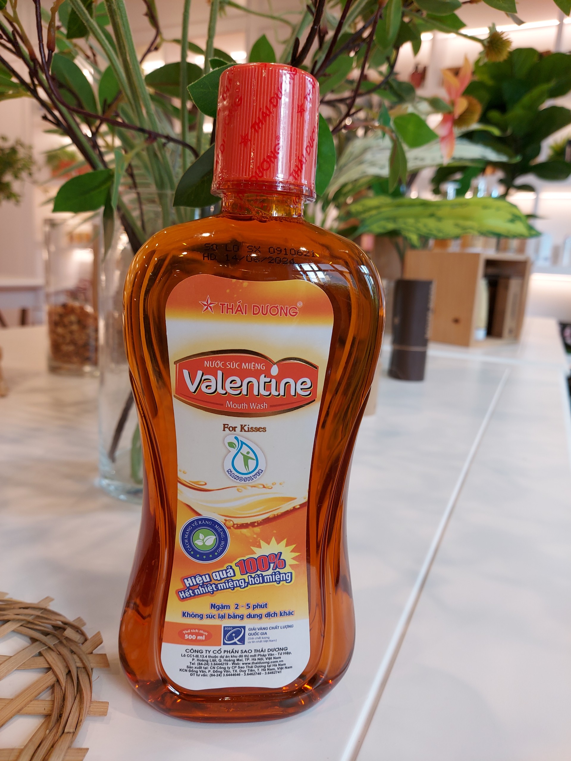 Nước Súc Miệng  Valentine Sao Thái Dương 500Ml