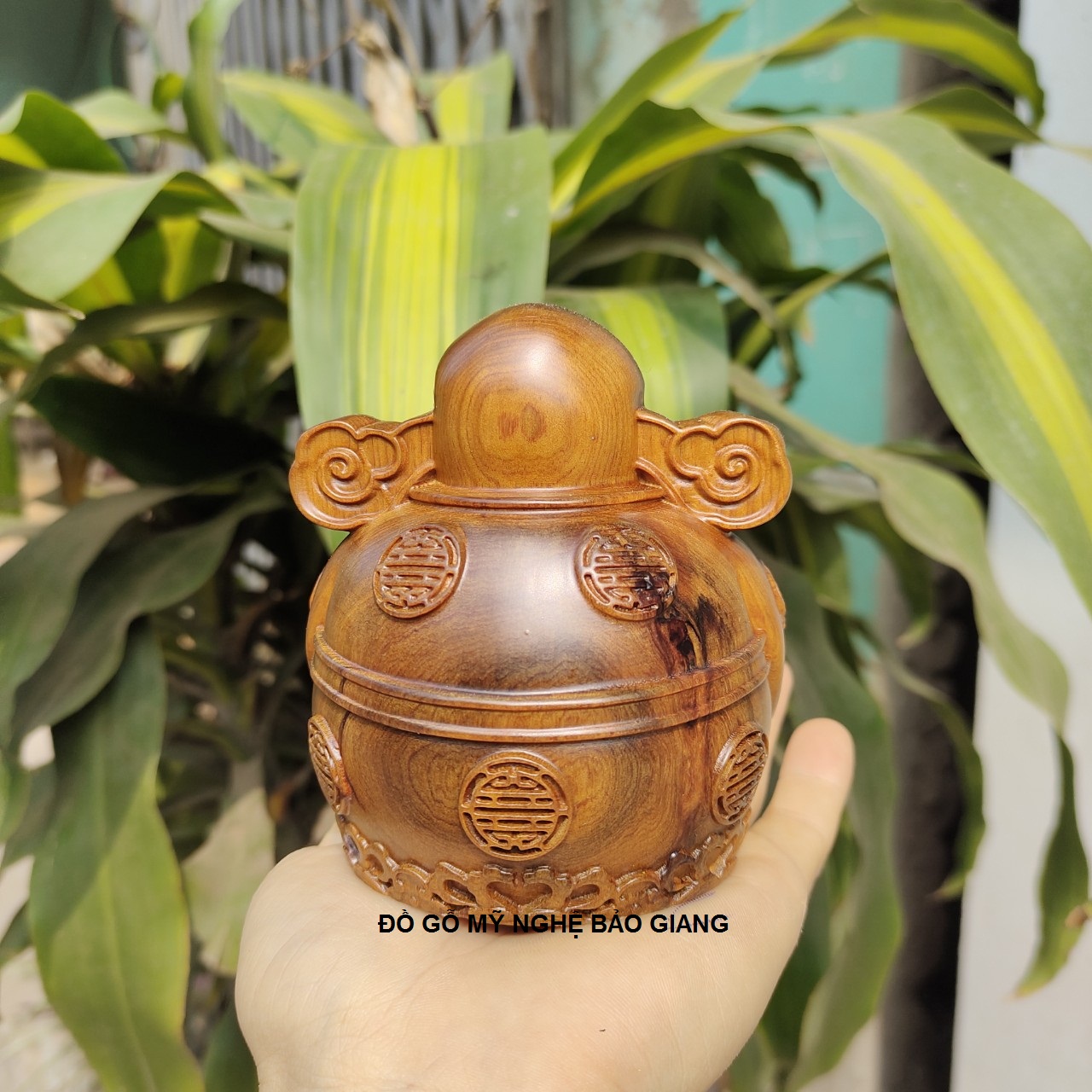 Tượng Thần tài gỗ bách xanh thơm (mẫu mới 2023)