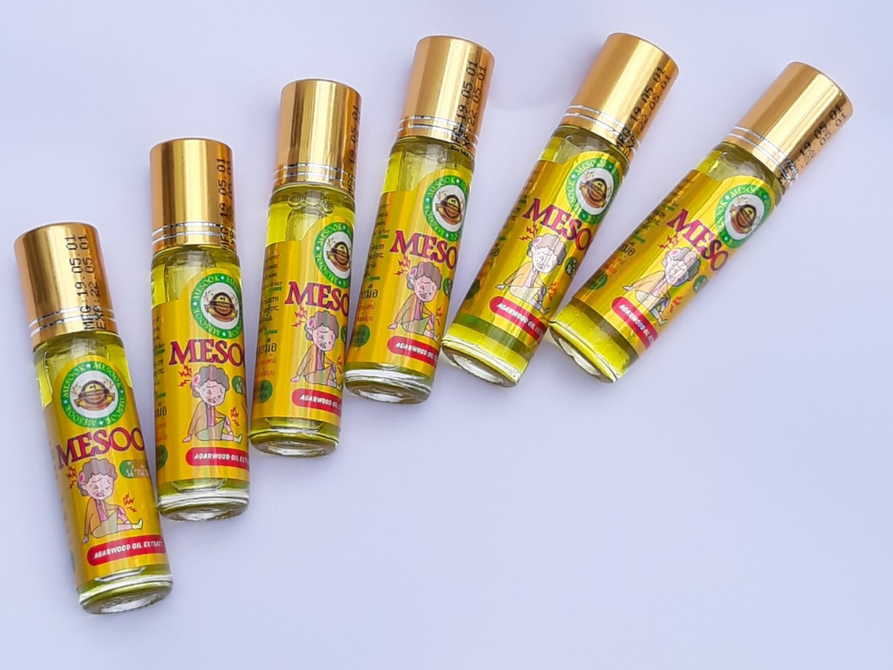Dầu Lăn Thảo Dược Nhân Sâm Green Herb Oil Thái Lan - 8ml