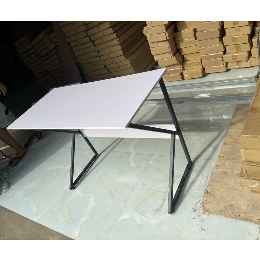 Bàn học,bàn làm việc chân sắt chữ k,chắc chắn bền đẹp