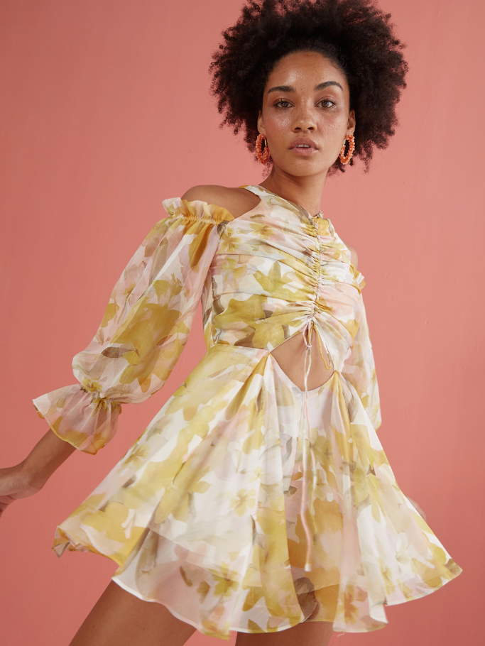 COCO SIN - Playsuit Hoa Vàng Nhún Ngực