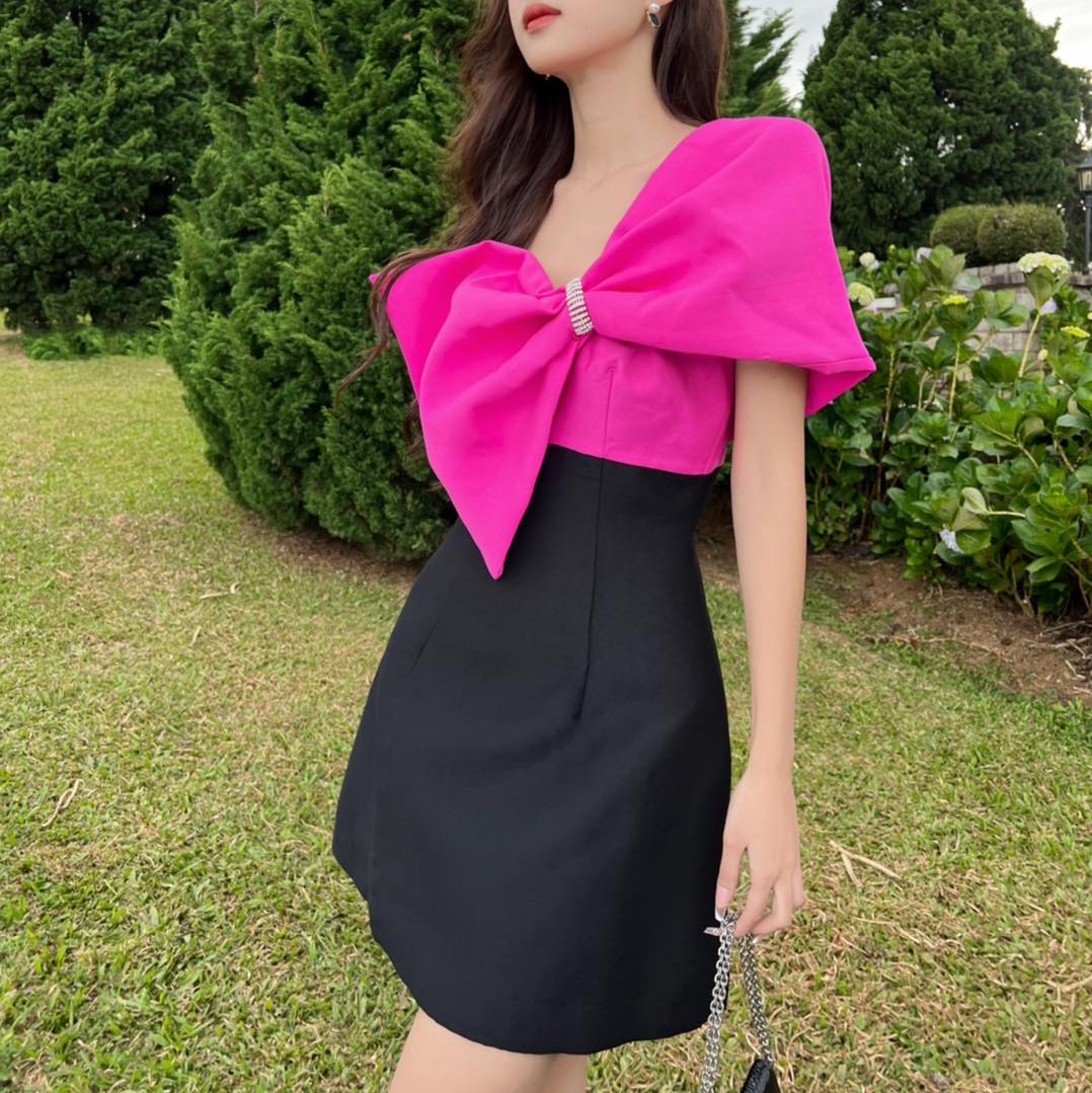 COCO SIN - Đầm Cúp Ngực Nơ Hồng Đính Đá