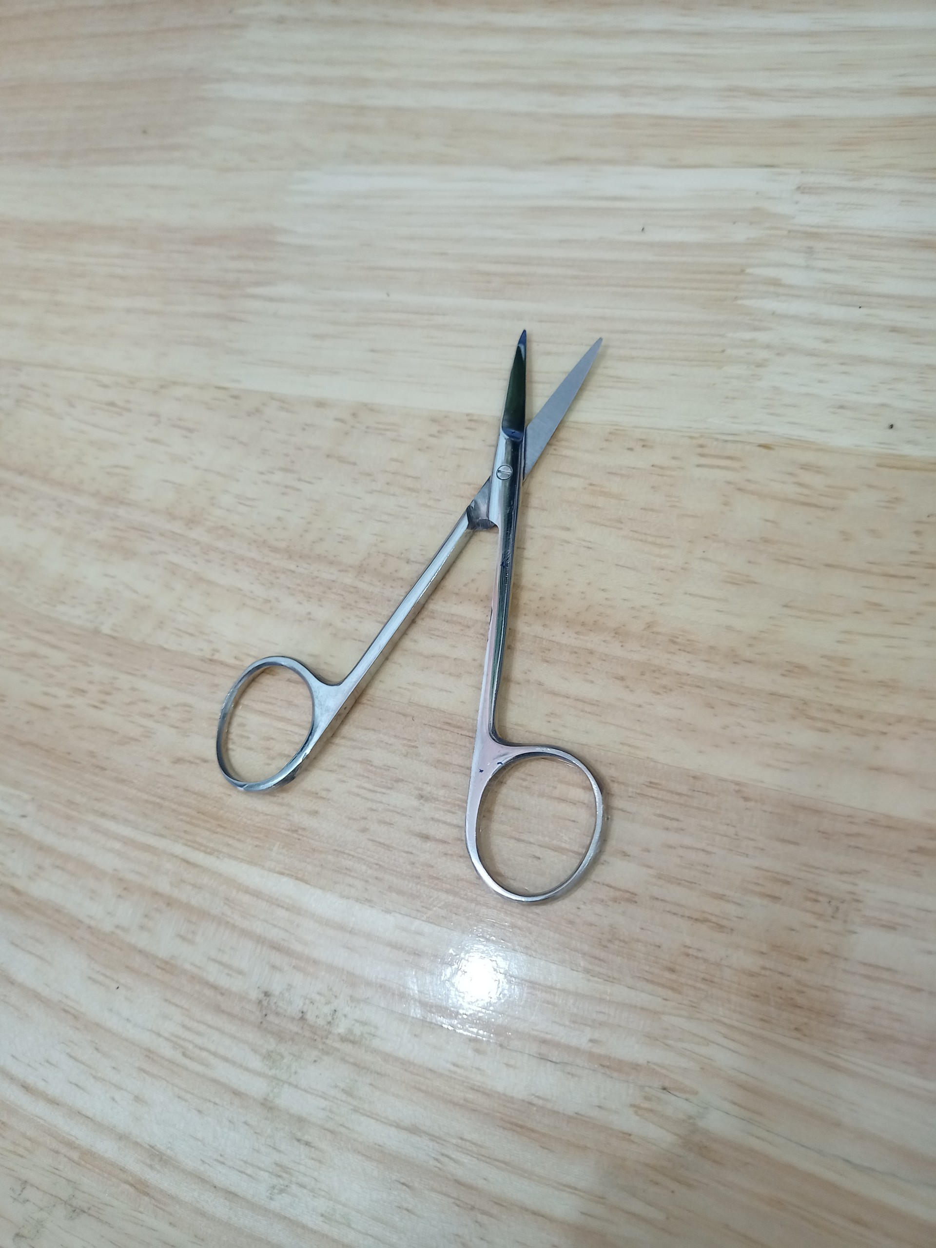 [HCM]Kéo cắt mi cắt lông mũi (kéo trơn)