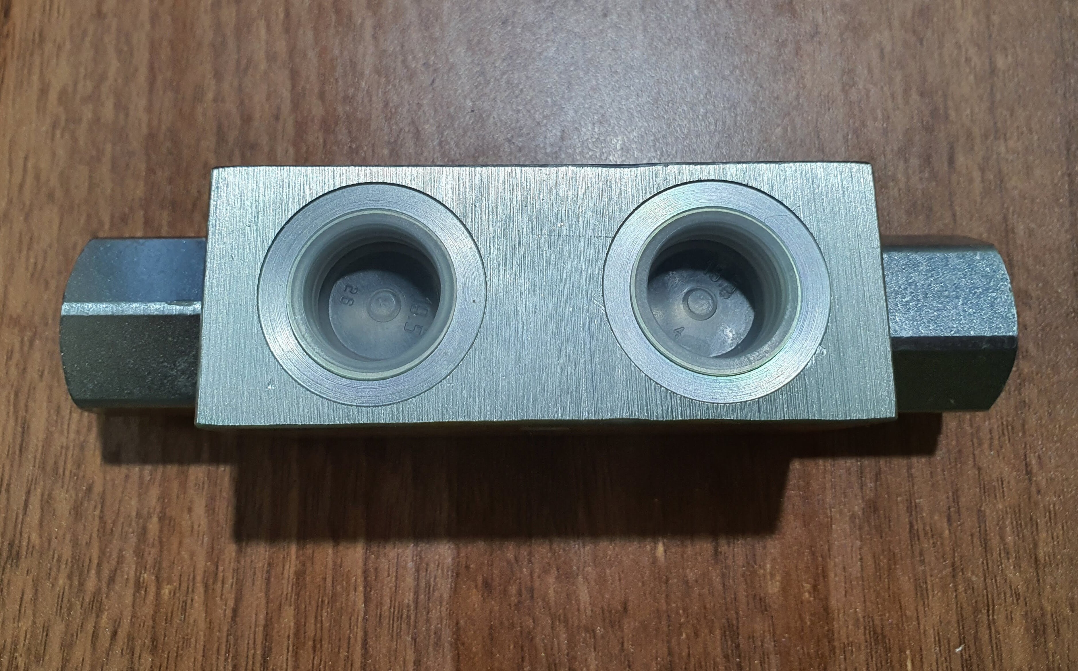 Van chống lún thủy lực 1/2"