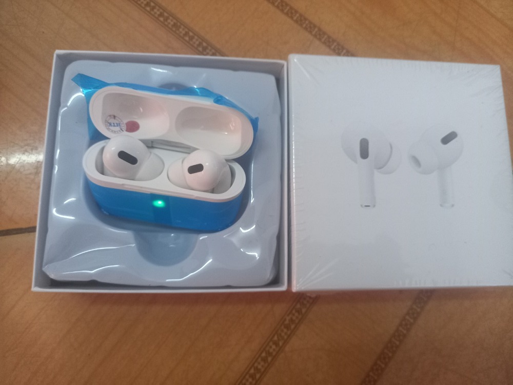 Tai Nghe Bluetooth Không Dây Pro 4 Phù Hợp mọi Loại Máy Nghe Nhạc Cực Hay