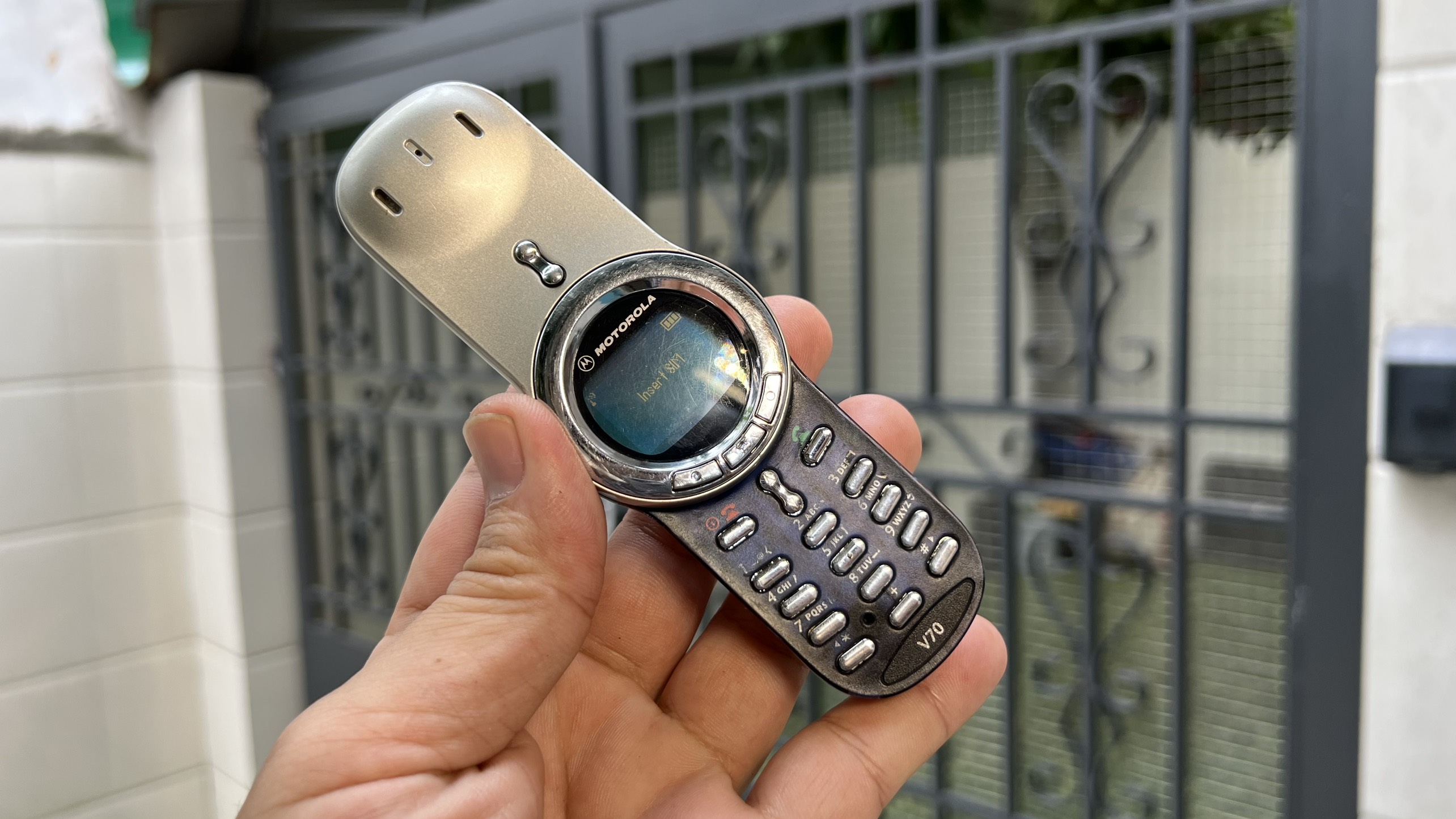 Lk Điện thoại motorola v70 chính hãng