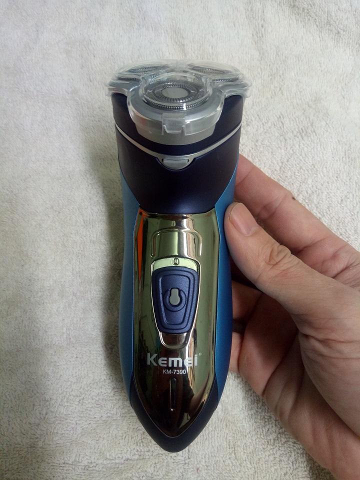 [HCM]Máy cạo râu 3 lưỡi chuẩn men KEMEI 7390 - máy cạo râu Kemei KM7390 3 lưỡi