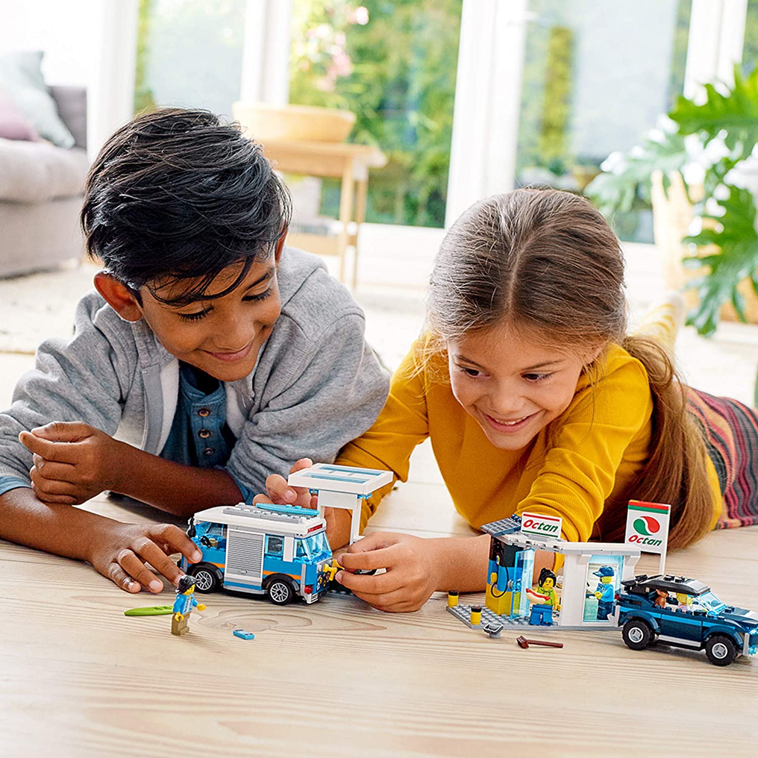Đồ chơi LEGO CITY - Trạm Dịch Vụ - 60257