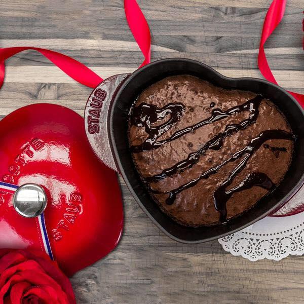 [Trả góp 0%]Nồi Gang Staub Hình Trái Tim 20 Cm