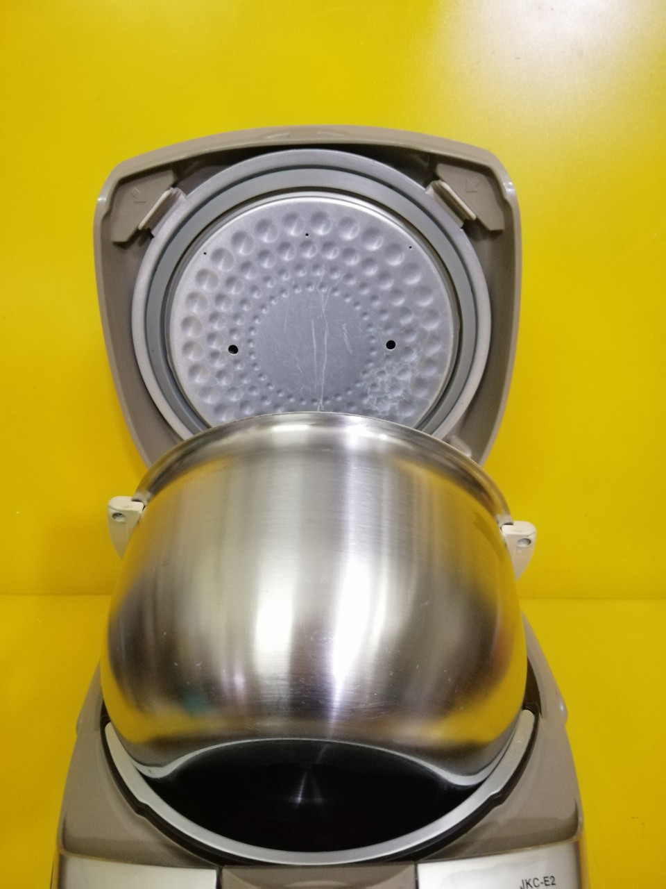Nồi cơm nội địa Nhật cao tần (IH) Tiger JKC-10E2 (1.0L) (05624)
