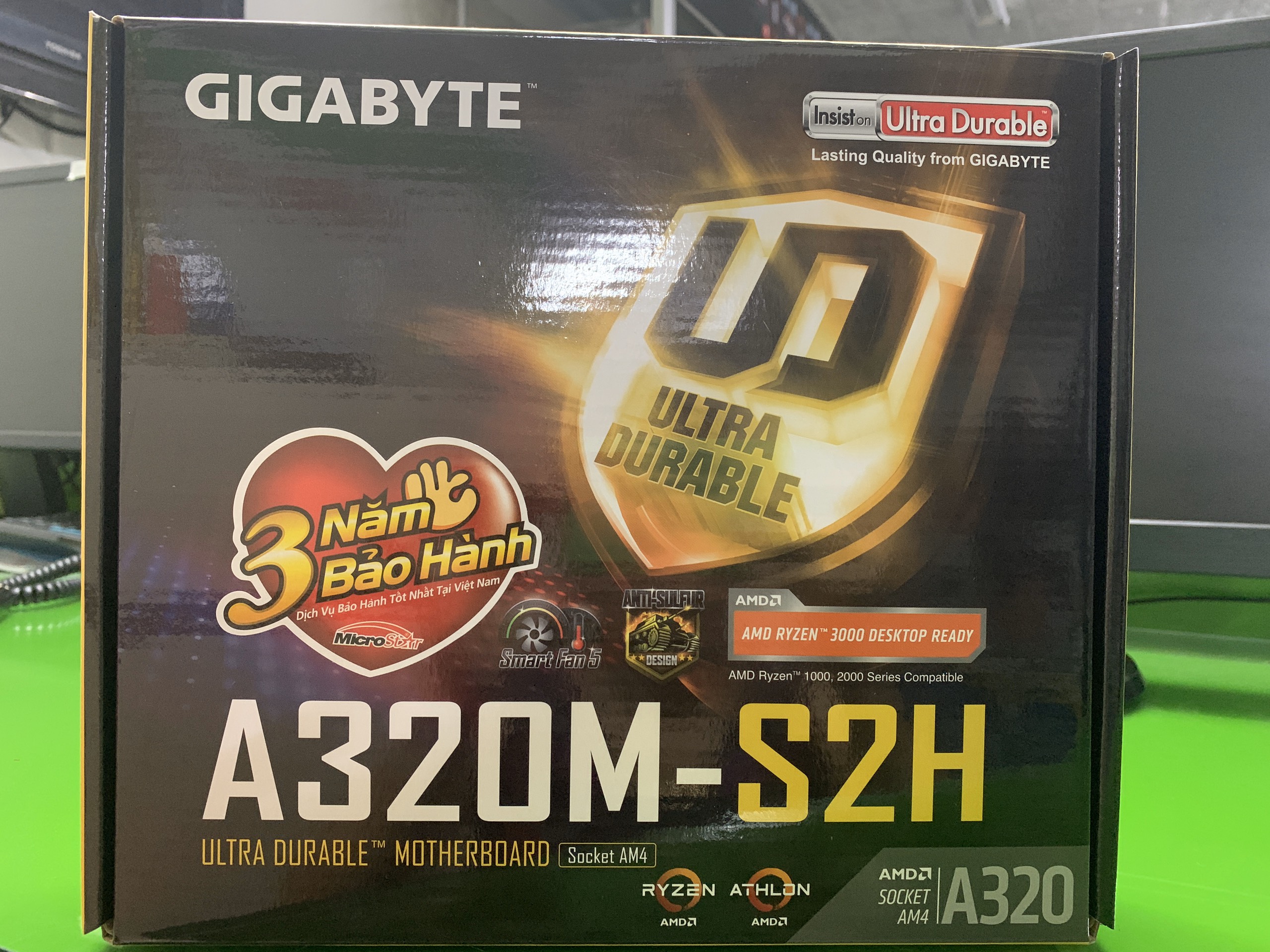 Main Gigabyte A320M-S2H