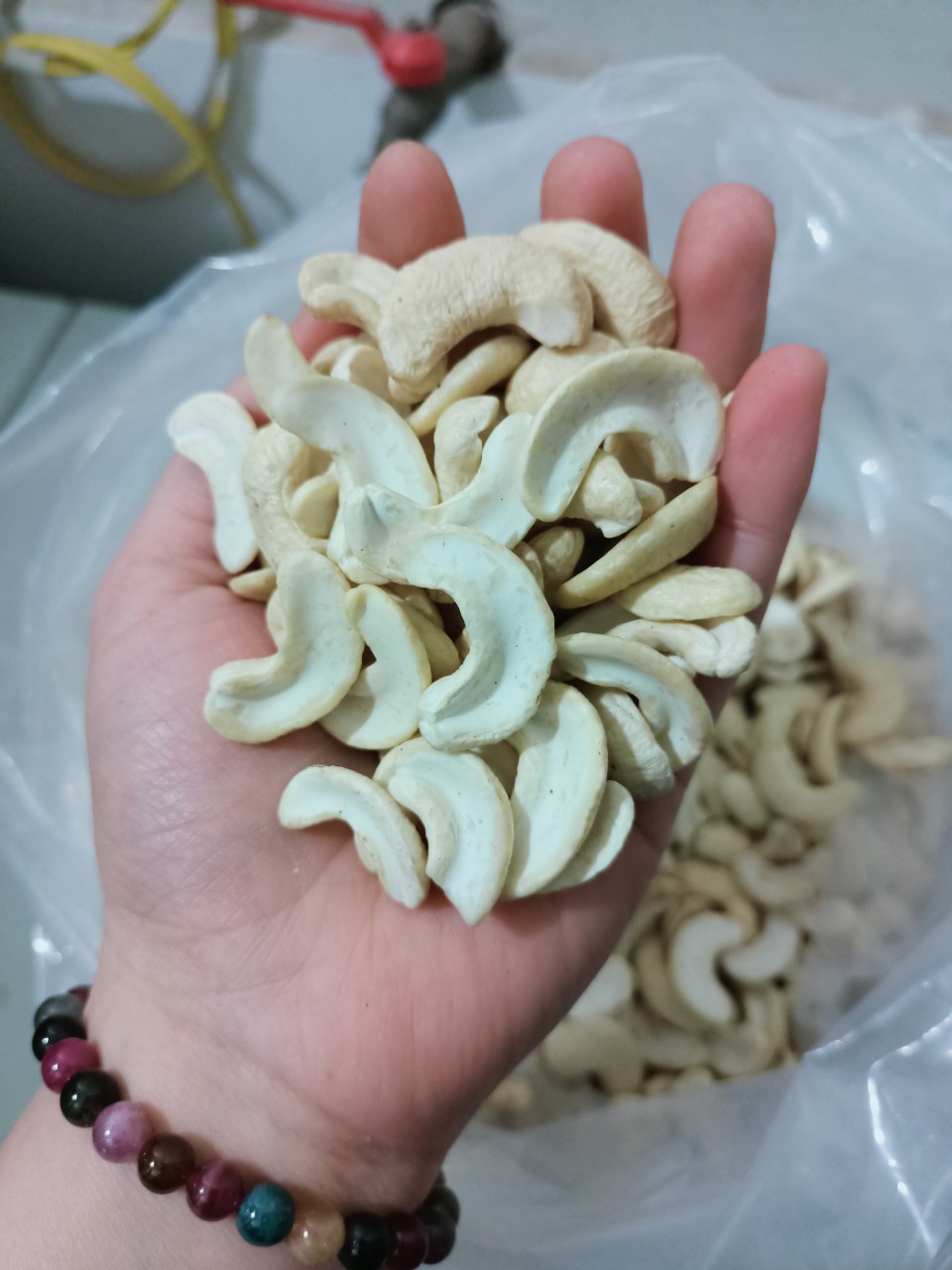 1Kg Hạt Điều Rang Sạch Vỏ Lụa Nguyên Vị Loại Vỡ Đôi