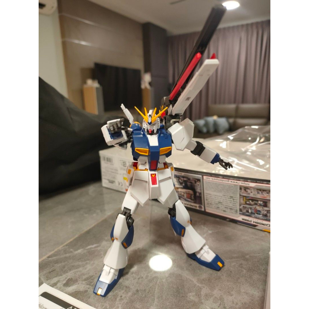 Mô Hình Lắp Ráp Entry Grade Rx-93ff Nu Side F (Fukuoka Limited)