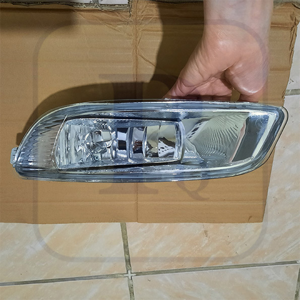 Đèn gầm toyota zace