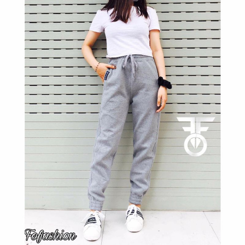 Quần Jogger Thun Màu Xám Khói Chấm