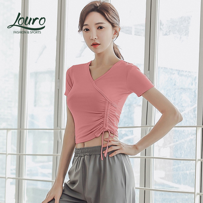 Quần áo tập gym Louro, kiểu bộ đồ tập gym nữ gồm quần jogger phối lưới và áo croptop chun eo, co giãn 4 chiều - SE99
