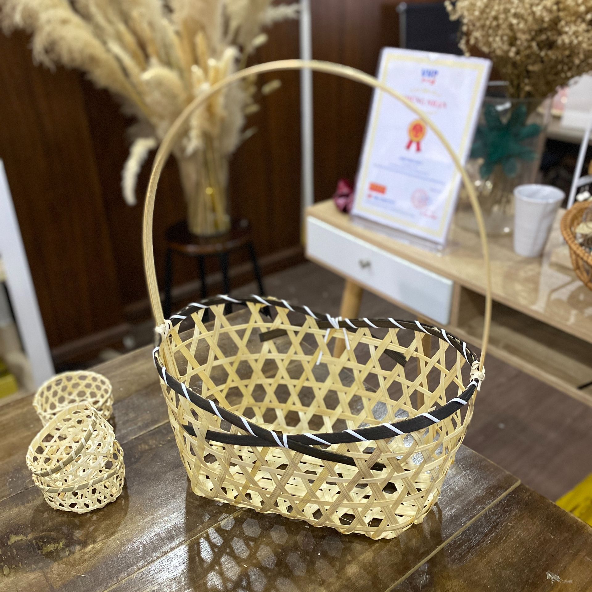 Giỏ tre, sản phẩm trang trí từ tre Bemiao
