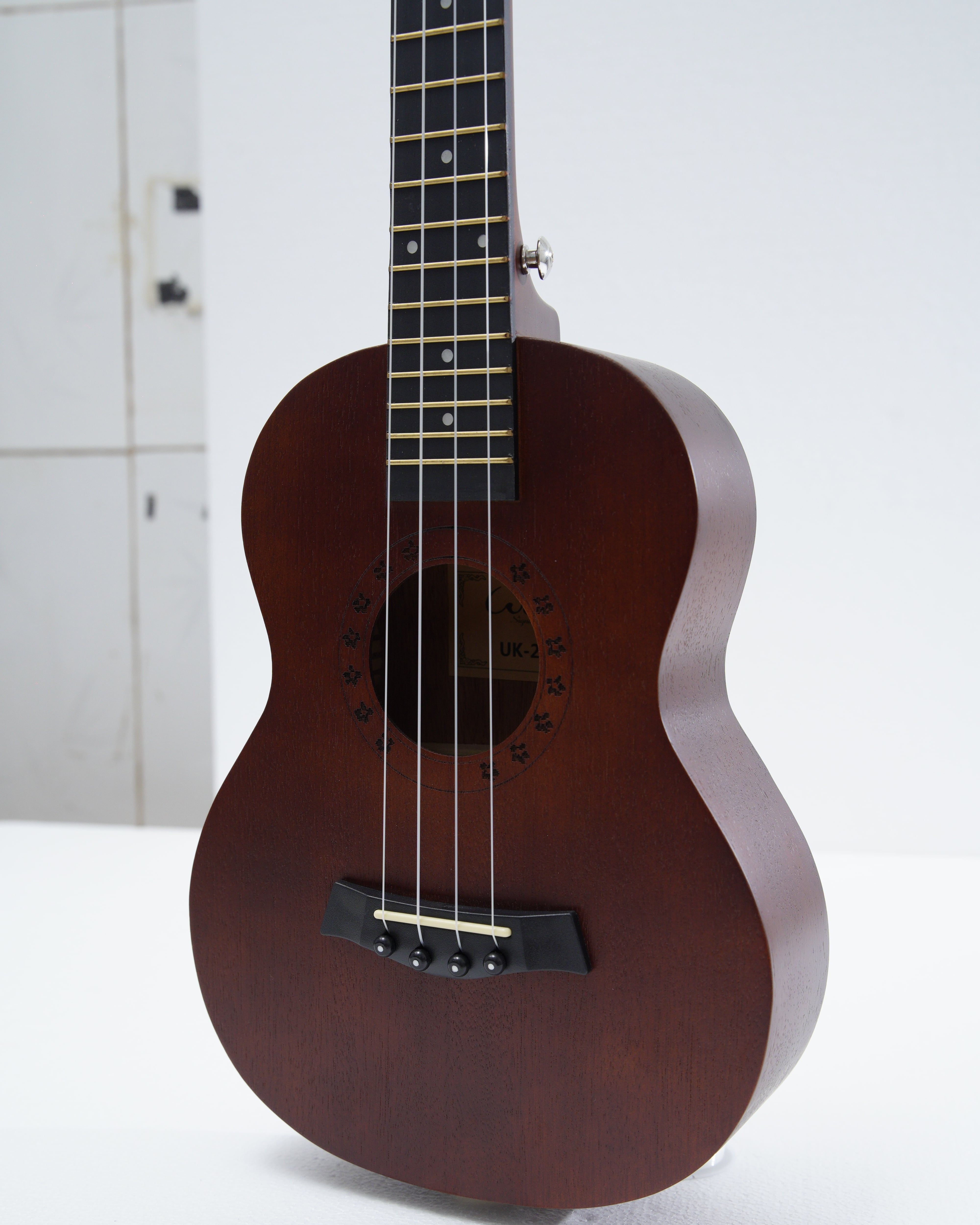 Đàn Ukulele Concert size 23 - Gỗ sáng