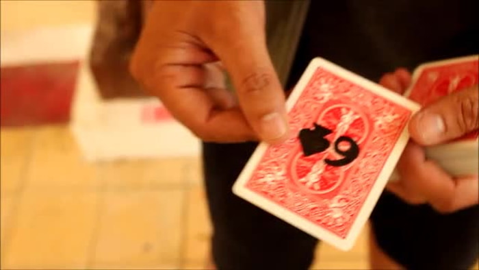 Dụng cụ ảo thuật với bài : Android Deck by Arnel Renegado Handcrafted đơn giãn
