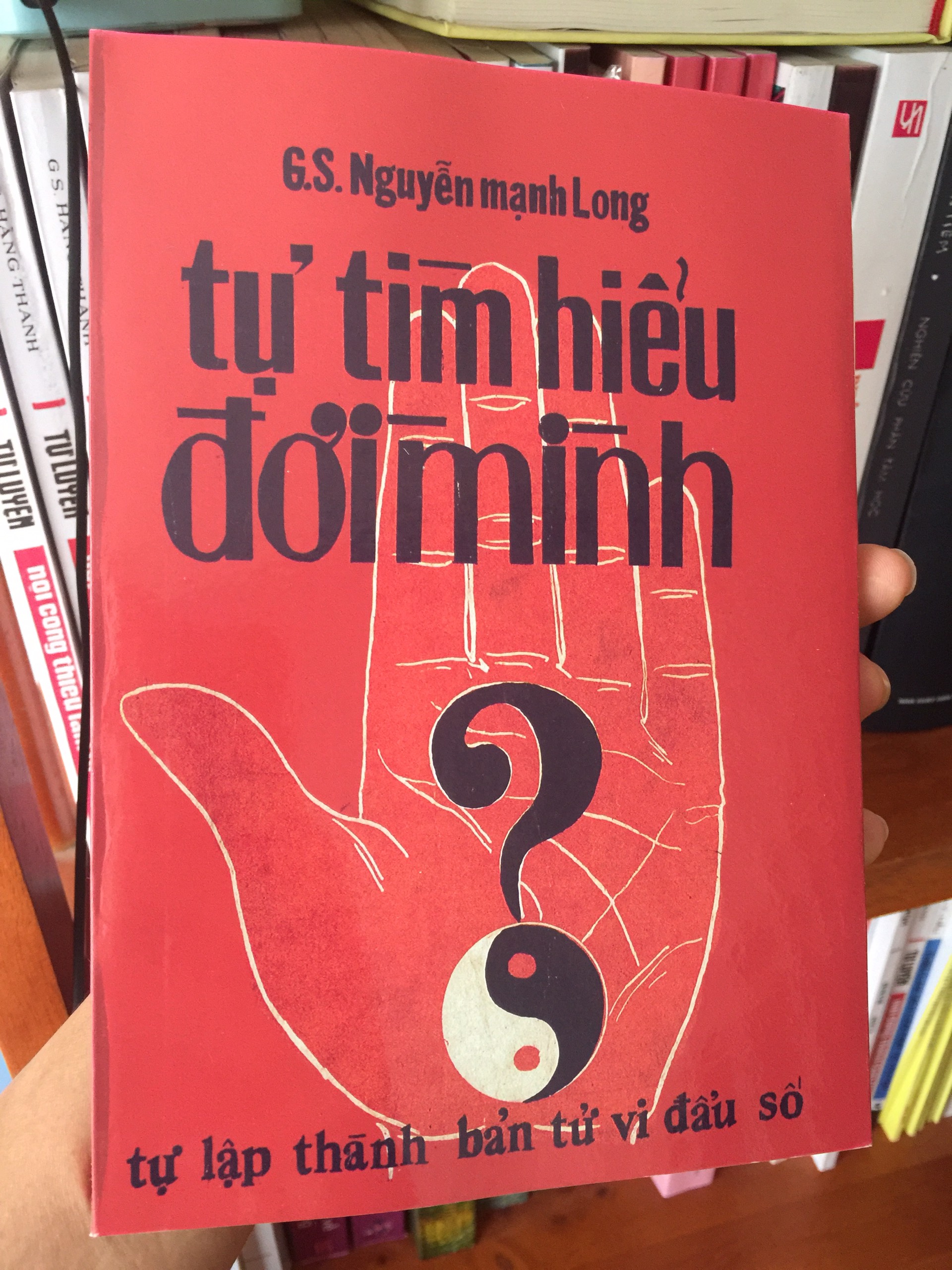 Sách tự tìm hiểu đời mình vỡ lòng tử vi đẩu số