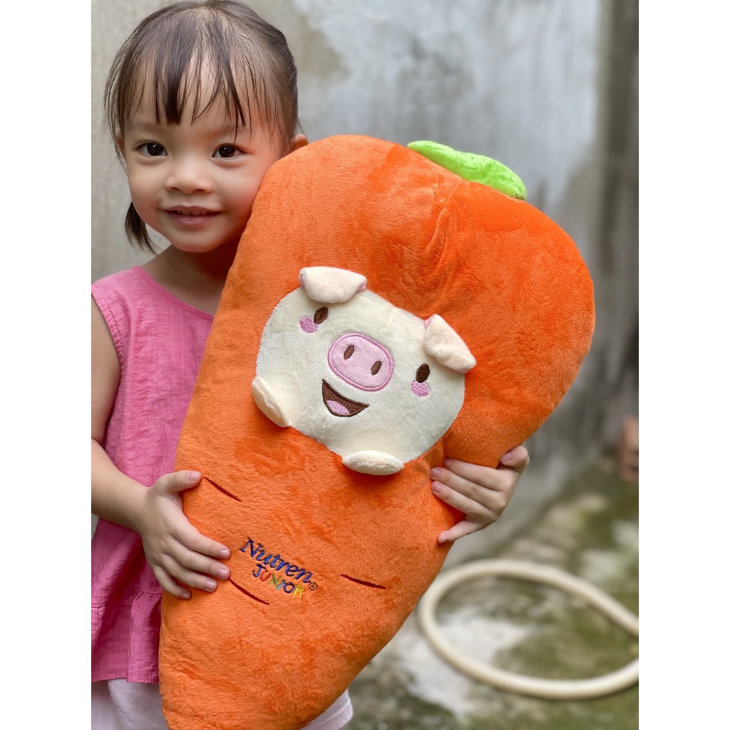 Gấu bông cà rốt khuyến mãi Nutren