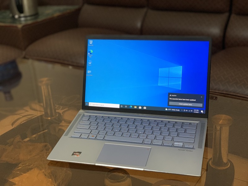 laptop asus zenbook UX431FA