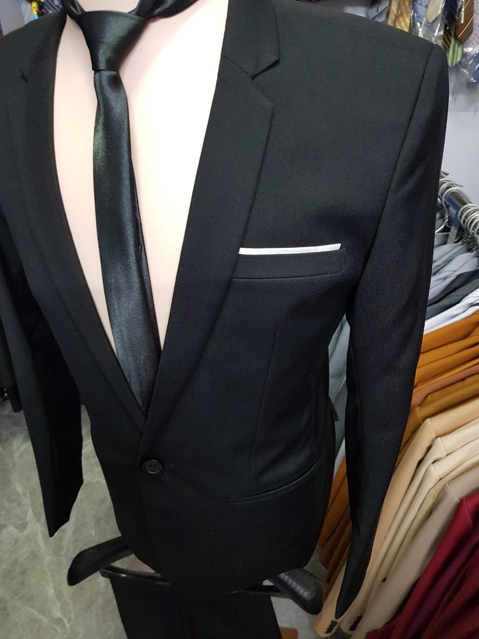 [HCM]Bộ vest nam màu đen chất liệu vải mềm mỏng ( áo vest + quần + cà vạt + nơ )