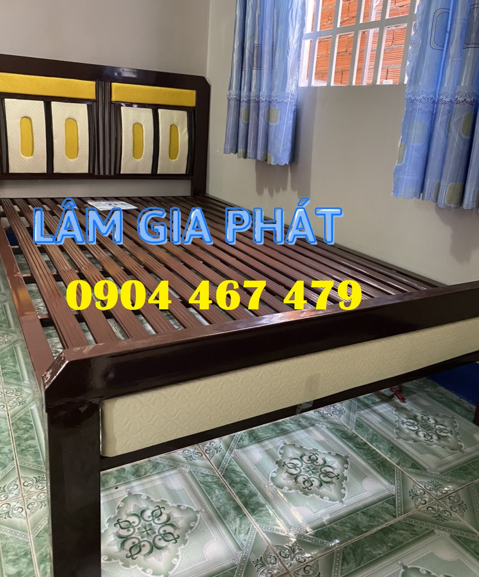 Giường sắt hộp mẫu 1m4 mới có sọc giá rẻ