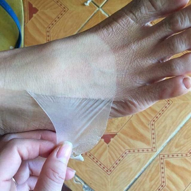 Lột BEZY BODY Siêu Trắng Da An Toàn