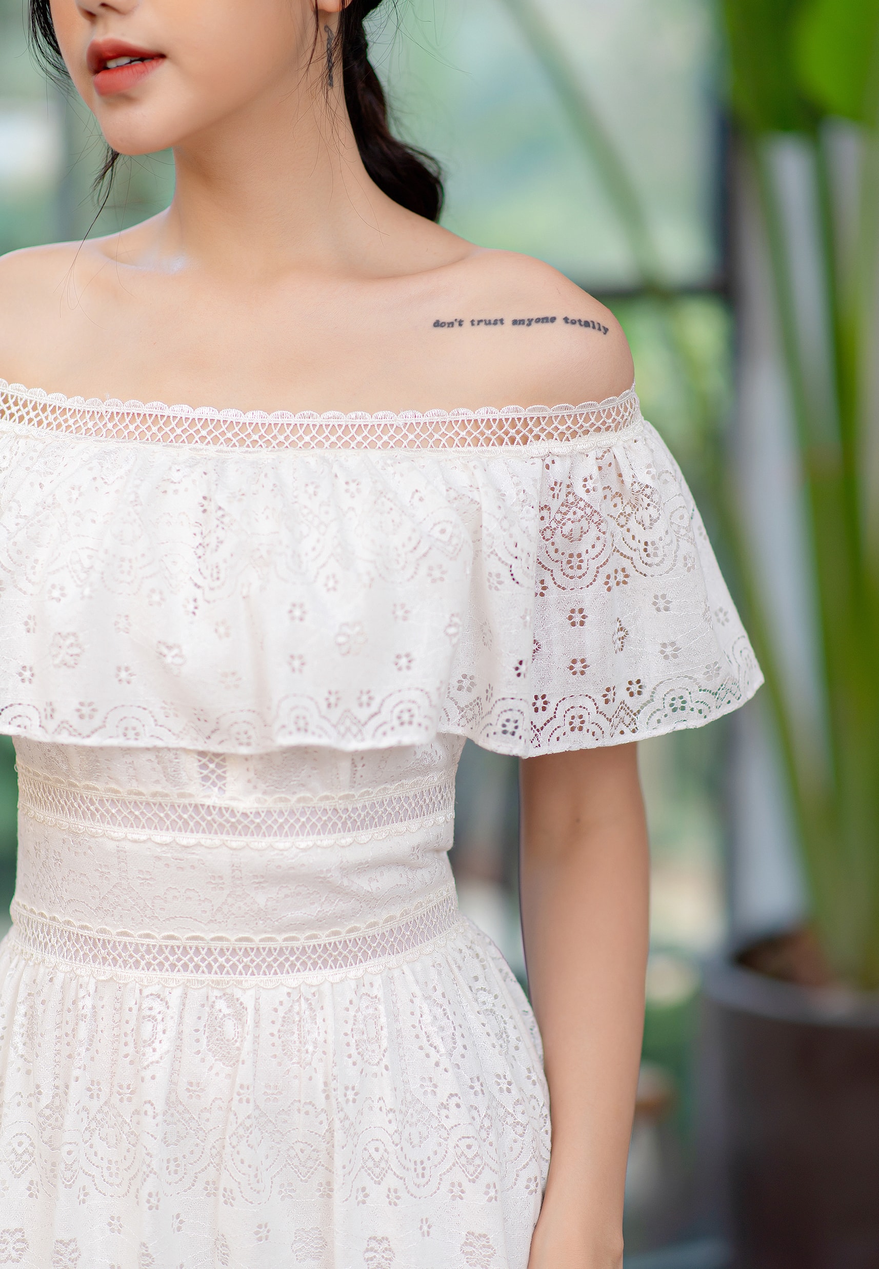 Đầm ren trễ vai Mila 20DK066TR