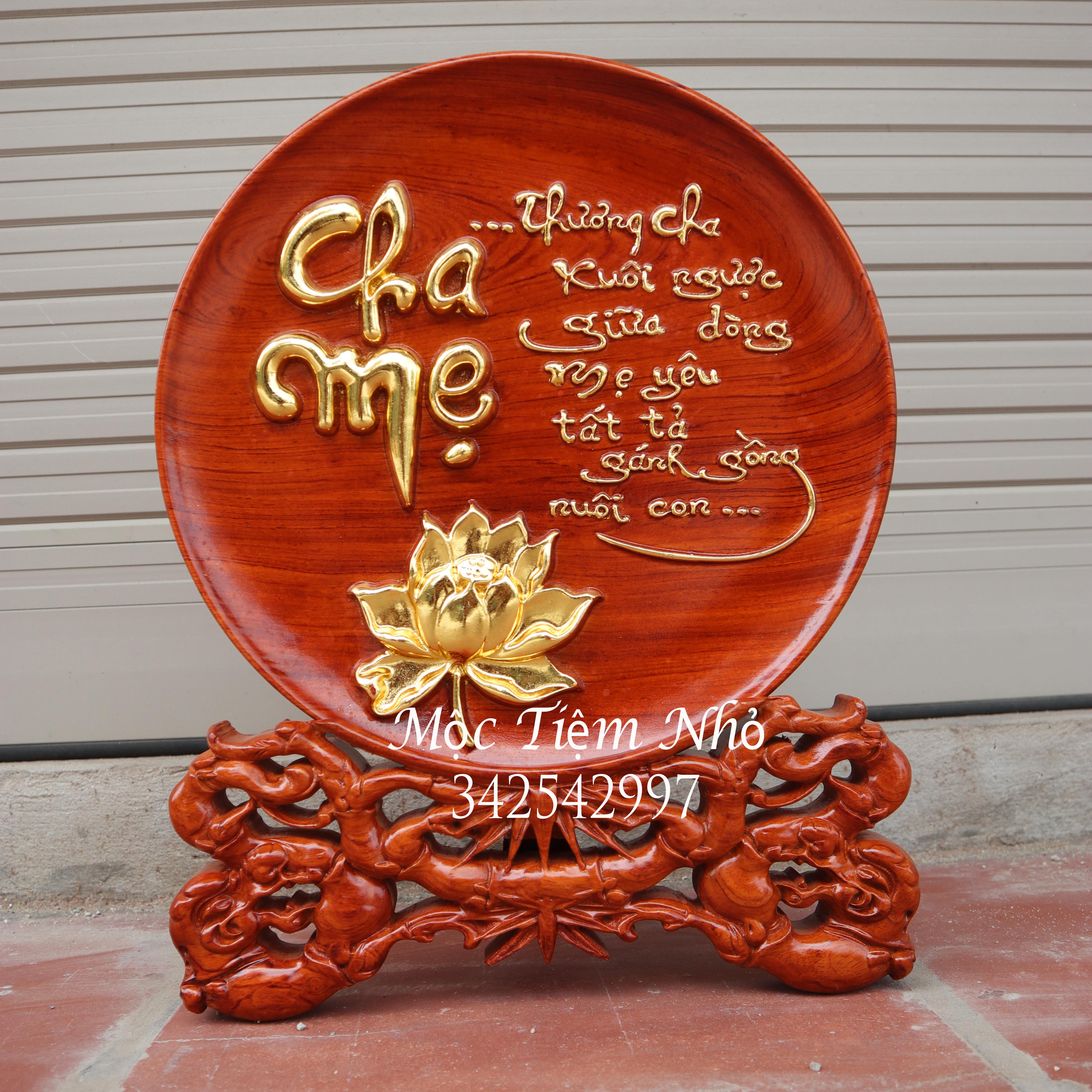 Tranh đĩa cha mẹ nguyên khối gỗ hương nguyên khối rát vàng sang trọng